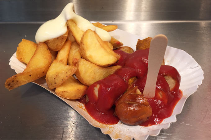 Currywurst bei Wittys